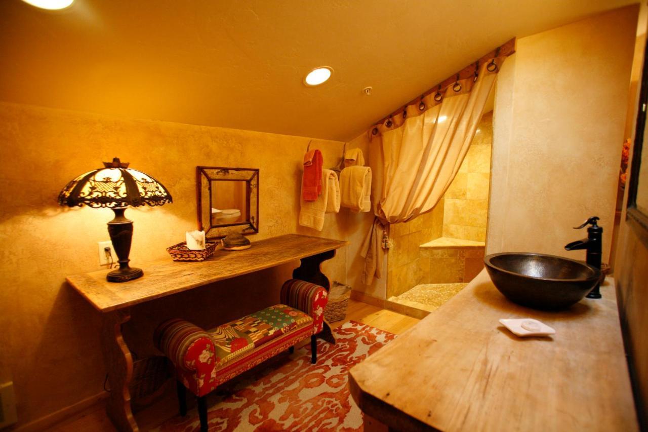Swan River Inn Bigfork Dış mekan fotoğraf